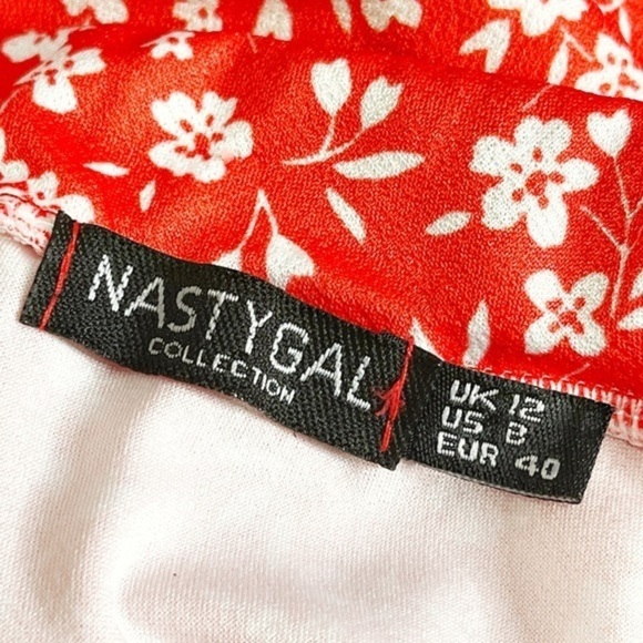 Nasty Gal Collection Floral Ruched Skirt Red White Floral Size 8 - Picture 3 of 5